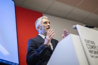 Marlaska asegura que el aeropuerto de Kabul es seguro y trabajan para el retorno de españoles "a la mayor brevedad"