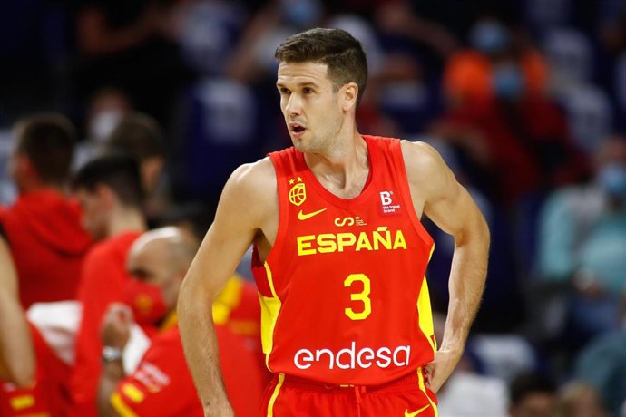 Archivo - Xabi Lopez-Arostegui durante un partido de la selección española de baloncesto