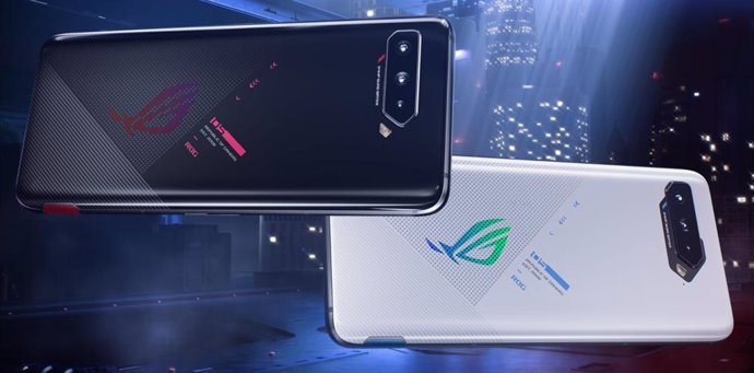 ROG Phone 5s.