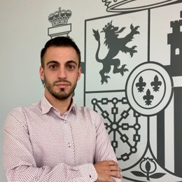 El abogado Óscar González García, de 31 años, natural de Ribafrecha, se ha incorporado al gabinete de la Delegación del Gobierno en La Rioja