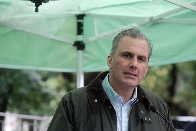 Archivo - El secretario general de Vox, portavoz adjunto en el Congreso y portavoz en el Ayuntamiento de Madrid, Javier Ortega Smith.