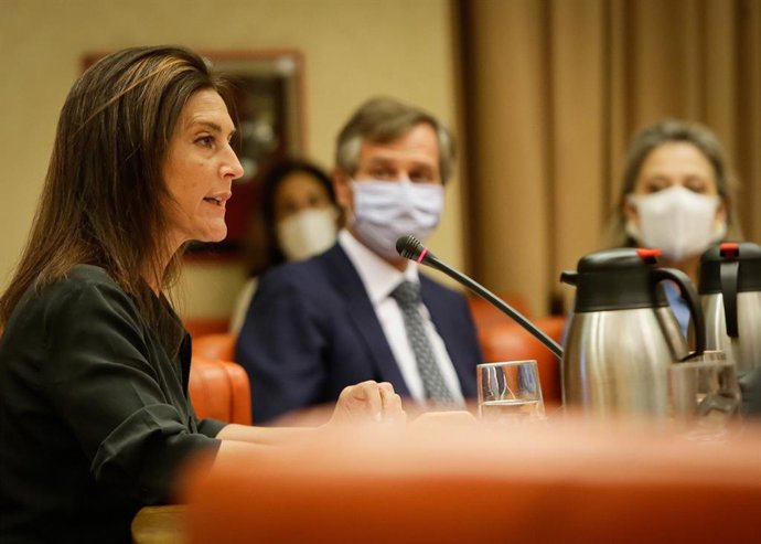 Archivo - La diputada del Grupo Popular María Valentina Martínez Ferro, interviene en nombre de su grupo en la Diputación Permanente para solicitar la comparecencia de la ministra de Asuntos Exteriores, Unión Europea y Cooperación, Arancha González Laya