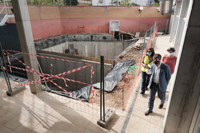 Obras de mejora en la piscina municipal del Tiro de Línea