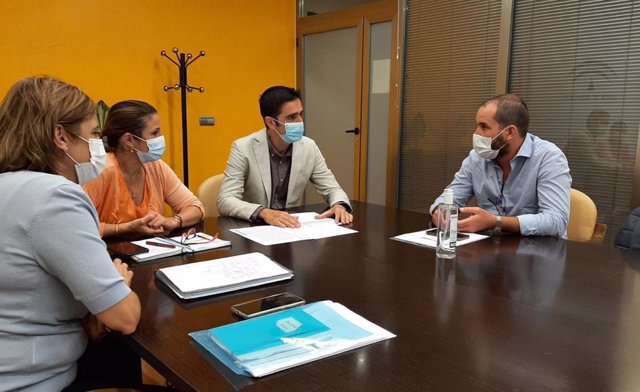 Reunión para abordar la construcción del nuevo centro de salud de Alcalá la Real