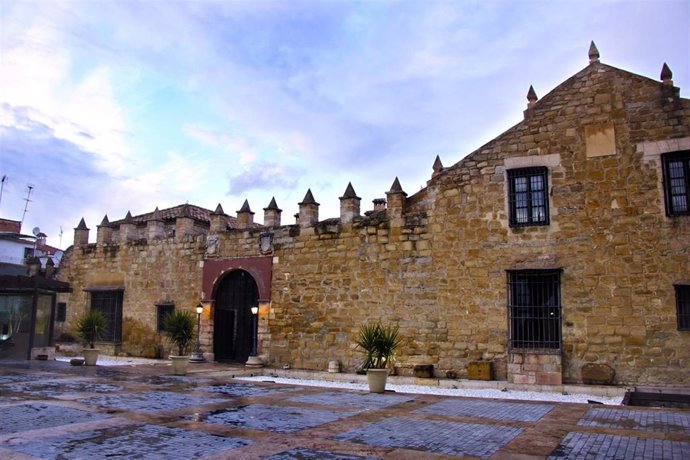 Archivo - Casa Palacio de Mengíbar
