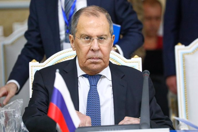 Archivo - HANDOUT - 14 July 2021, Tajikistan, Dushanbe: Russian Foreign Minister Sergey Lavrov attends a meeting of the Foreign Ministers of the member states of the Shanghai Cooperation Organisation. Photo: -/Russian Foreign Ministry /dpa - ATTENTION: 