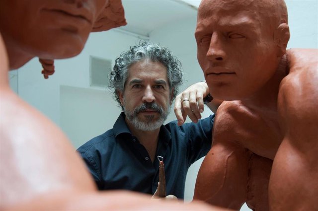 La obra del escultor mexicano Jorge Marín se suma al VIII Centenario de la Catedral de Burgos.