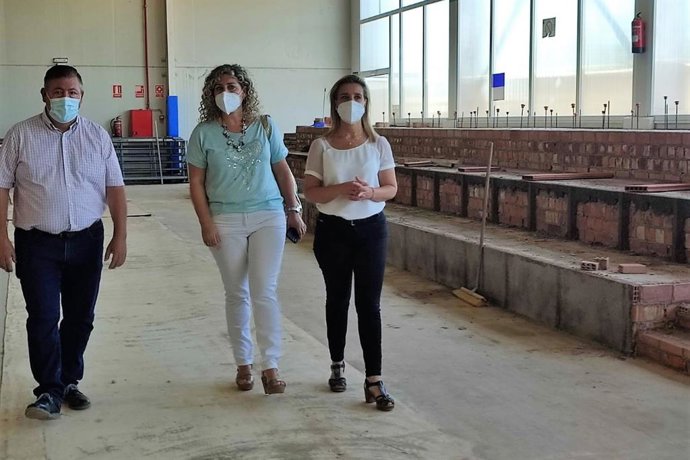 Visita al pabellón cubierto del complejo deportivo Distrito Sur