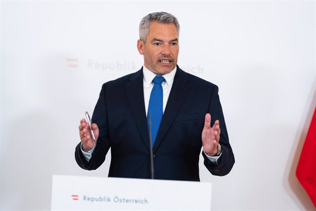 Karl Nehammer, ministro del Interior de Austria