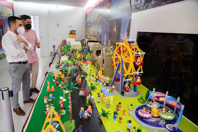 Así luce la Feria de Almería a través de los Playmobil