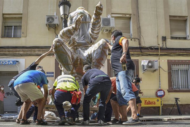 La falla Jacinto Labaila-Manuel Simó, de las primeras en recibir su monumento tras la salida de Feria Valencia