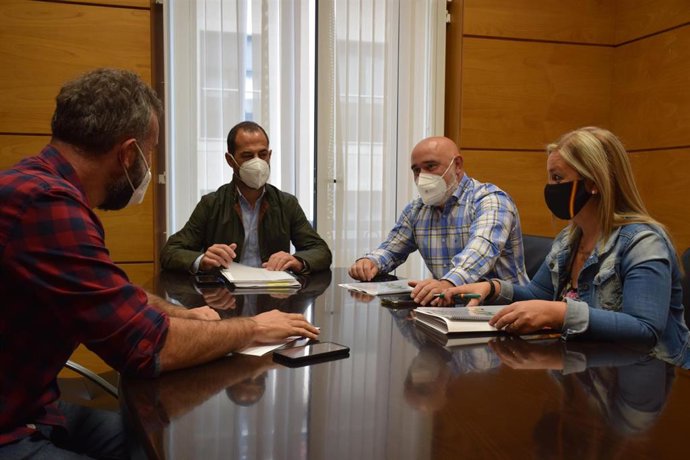 Reunión del alcalde de Siero con Vox.