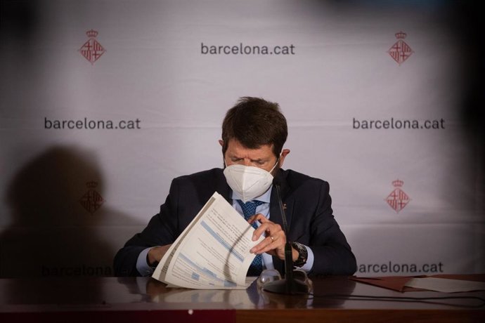 Archivo - El teniente de alcalde de seguridad del Ayuntamiento de Barcelona, Albert Batlle. Foto de archivo.