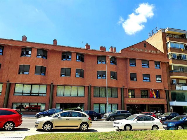 Archivo - Residencia de Mayores 'San Vicente de Paúl' de Albacete.