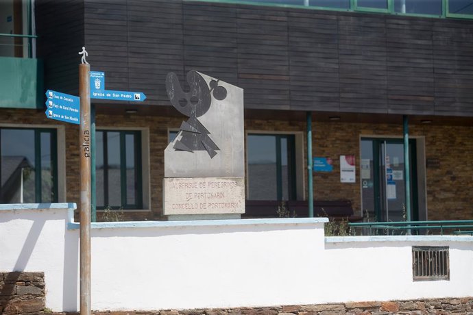 Archivo - Uno de los albergues pertenecientes al Camino de Santiago, a 15 de junio de 2021, en Portomarín, Lugo.