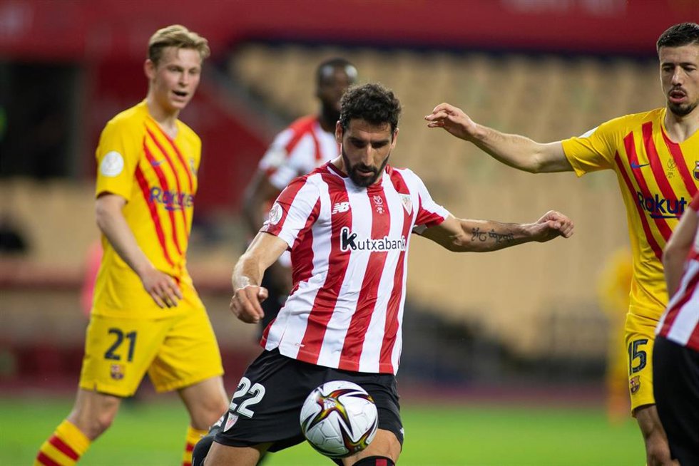 Archivo - Raul Garcia of Athletic Club during Copa Del Rey Final match between Athletic Club and Futbol Club Barcelona at Estadio de La Cartuja on April 17, 2021 in Seville, Spain.