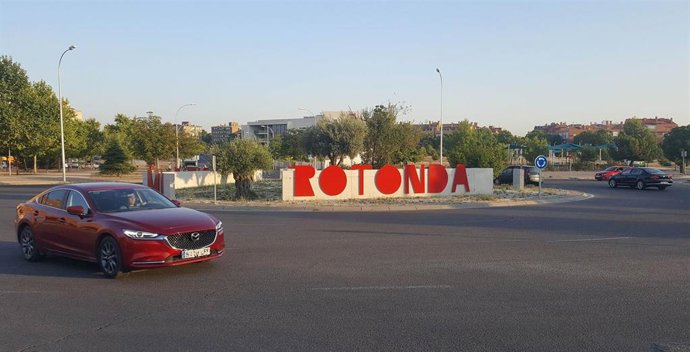 El 80% de los conductores comete algún error en las rotondas