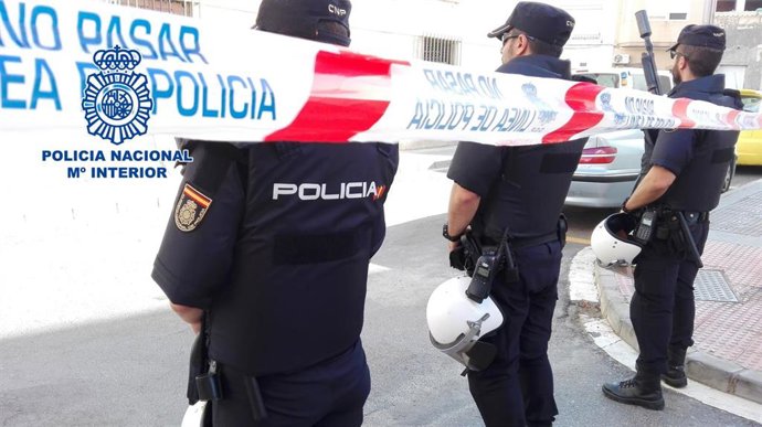 Agentes de la Policía Nacional