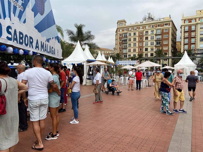 Primer Gran Mercado Sabor a Málaga celebrado en Málaga capital en verano ante la ausencia de la Feria de Málaga y para ayudar a los productores