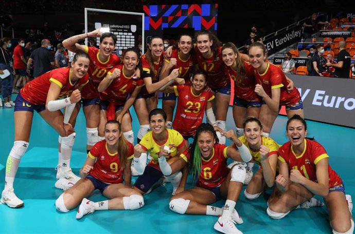 Archivo - Selección española femenina de voleibol