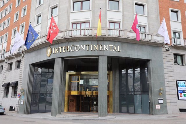 Archivo - Puerta del Hotel Intercontinental 