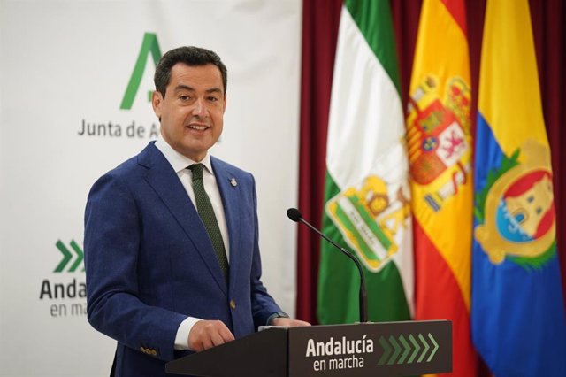 Archivo - El presidente de la Junta de Andalucía, Juanma Moreno, en una imagen de archivo.
