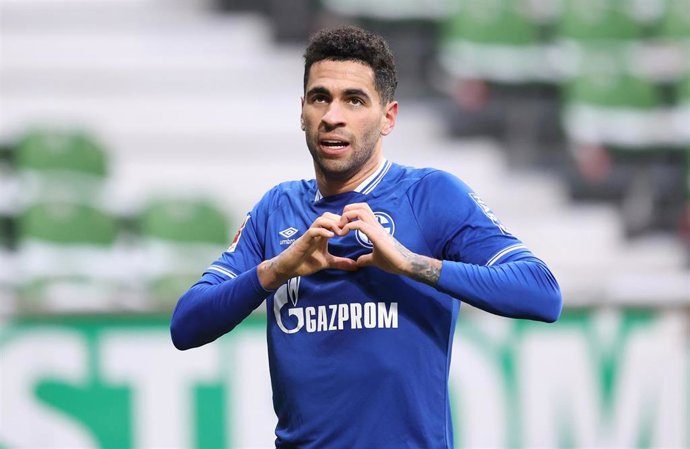 Archivo - Omar Mascarell of Schalke celebrates after his goal during the German championship Bundesliga football match between Werder Bremen and Schalke 04 on January 30, 2021 at Weserstadion in Bremen, Germany - Photo Jurgen Fromme / firo sportphoto / 