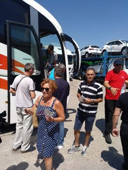 Autobuses para la vendimia francesa/Archivo