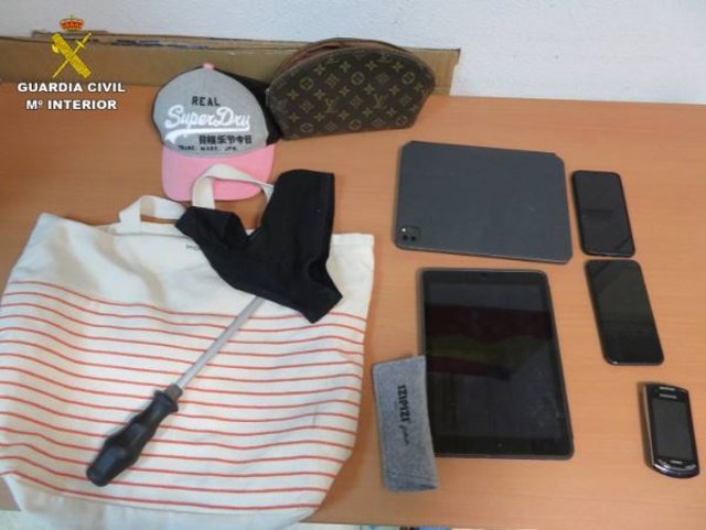 Algunos de los objetos recuperados