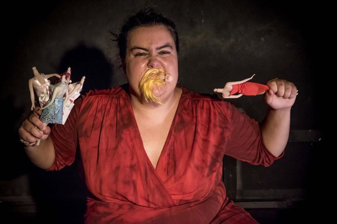 Archivo - 'Perfecta', Un montaje sobre la necesidad de romper estereotipos sociales.