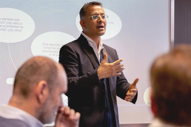 El CEO de Aicad Business School, Hermes Balcázar.