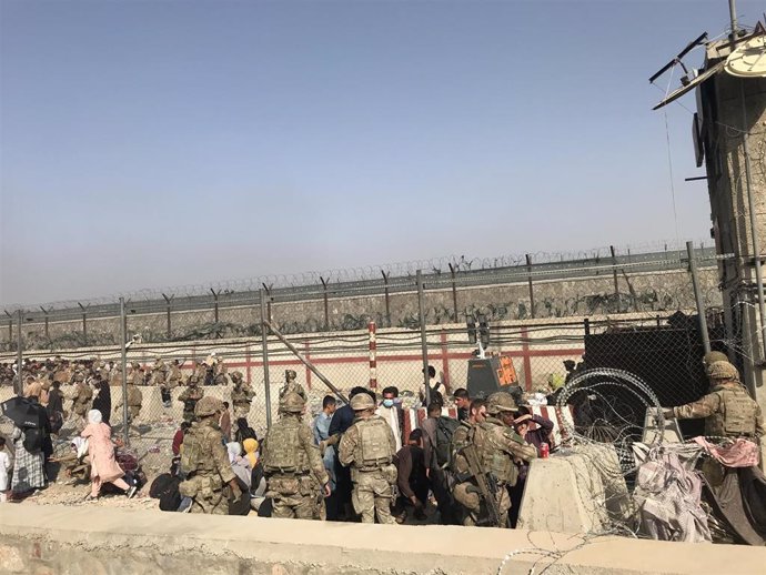 Trabajos de evacuación en el aeropuerto de Kabul