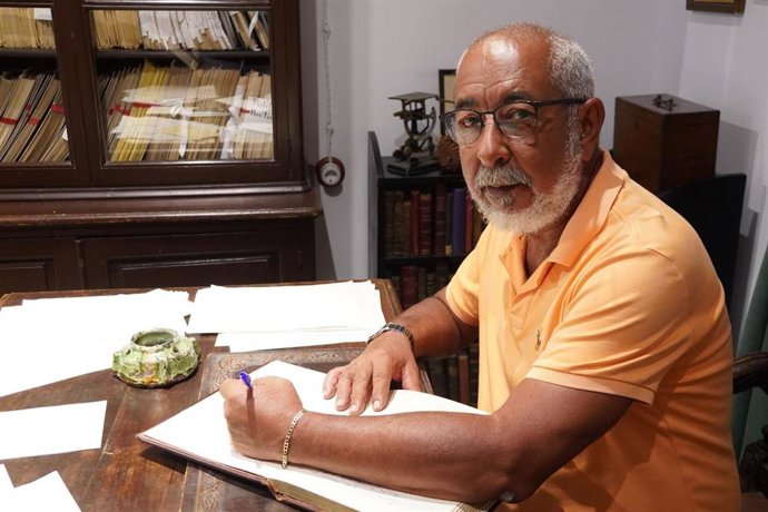 El escritor, periodista, guionista y crítico literario cubano Leonardo Padura, en su visita a Huelva.