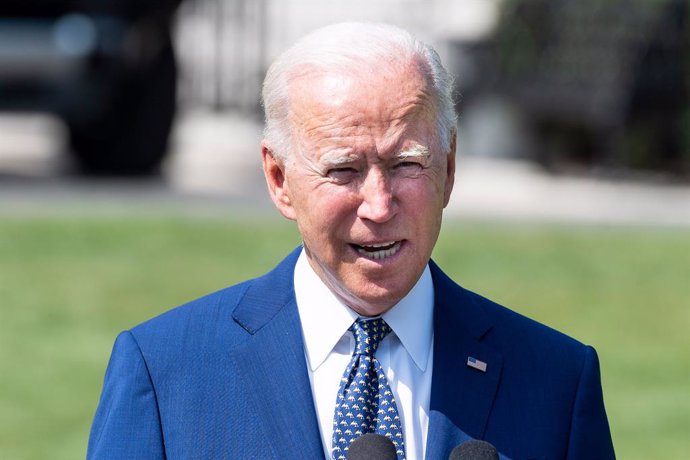 05 August 2021, US, Washington: US President Joe Biden delivers remarks on electric vehicles at the South Lawn of the White House where he announced a plan to move away from gasoline-powered cars and trucks to electric vehicles. Photo: Michael Brochstei