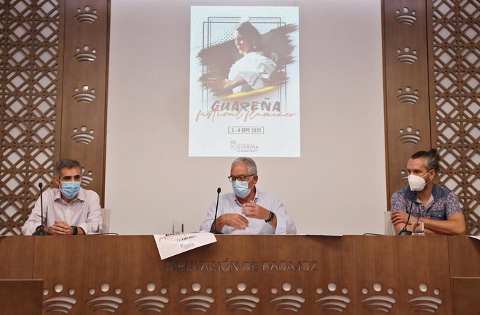 Autoridades en la presentación del I Festival Flamenco de Guareña