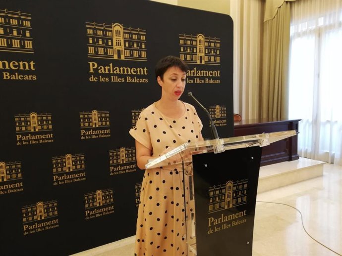 La diputada del PSIB Sílvia Cano, este miércoles tras la Junta de Portavoces.