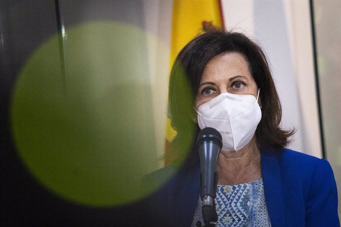 La ministra de Defensa, Margarita Robles, interviene en una rueda de prensa el pasado 23 de agosto