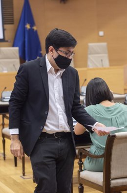 Archivo - El secretario primero del Congreso y diputado de En Comú, Gerardo Pisarello 