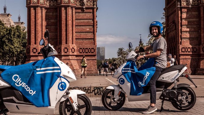 Archivo - El operador francés de 'motosharing' Cityscoot llega a Barcelona.