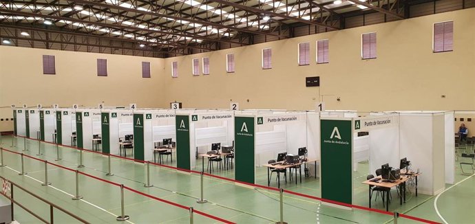 Archivo - El Pabellón Vega Veguita de Jerez de la Frontera será un punto de vacunación masiva.