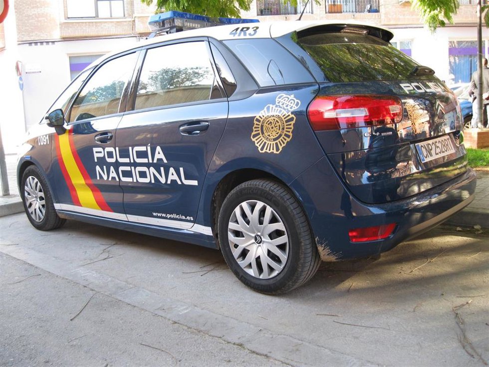 Archivo - Coche de Policía Nacional en imagen de archivo