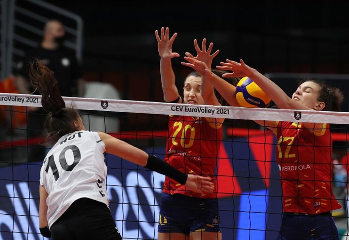 Archivo - Selección española femenina de voleibol