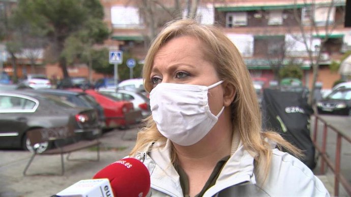 Archivo - La portavoz de CEAPA y presidenta de la FAPA Francisco Giner de los Ríos, María del Carmen Morillas