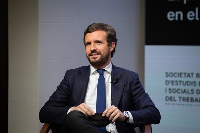 Archivo - El líder del PP, Pablo Casado, en el debate 'La lucha contra la desigualdad, factor básico del progreso económico' de la Societat Barcelonina d'Estudis Econmics i Socials de Foment del Treball, en Barcelona a 15 de marzo de 2021.