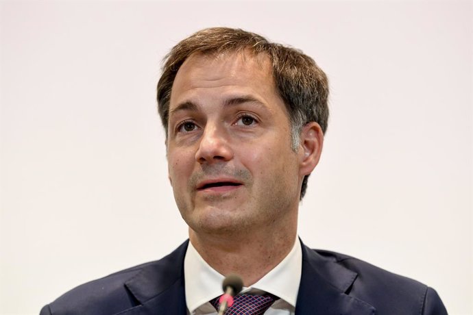 Archivo - 19 July 2021, Belgium, Brussels: Belgian Prime Minister Alexander De Croo attends a press conference after a meeting of the consultative committee with ministers of the Federal government, the regional governments and the community governments