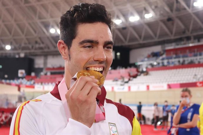 El ciclista paralímpico Alfonso Cabello, medalla de oro con récord mundial incluido en la prueba del kilómetro contrarreloj C4-5 de los Juegos Paralímpicos de Tokyo 2020
