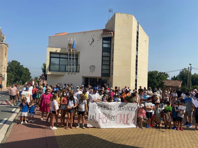 Protesta de los vecinos de Cirueña