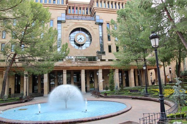 Fachada del Ayuntamiento de Albacete.