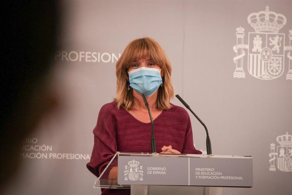 La ministra de Educación y Formación Profesional, Pilar Alegría, en la rueda de prensa tras presidir la Conferencia Sectorial de Educación del 25 de agosto de 2021