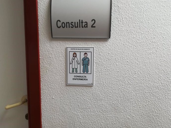 Archivo - Cosulta de un centro de salud de la Costa de Huelva.